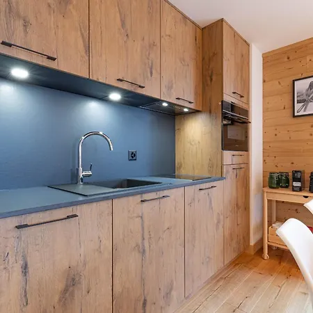 Pracondu 1 407 - Beautiful Renovated Apartment *