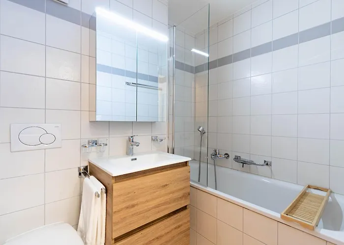 Pracondu 1 407 - Beautiful Renovated Apartamento